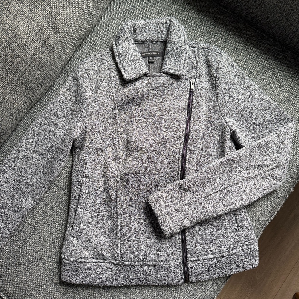 Women's Gray Jacket